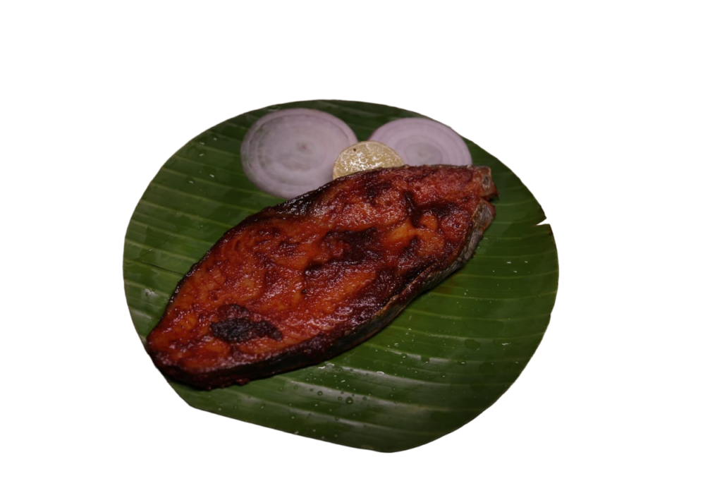 FRIED FISH IN SERVED IN THE BANANA LEAF